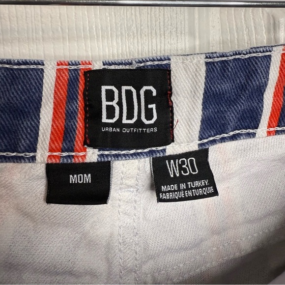 BDG Blue and Red Mom Jean Shorts High-Waisted Striped  Size Womens 30 GUC - Picture 5 of 7